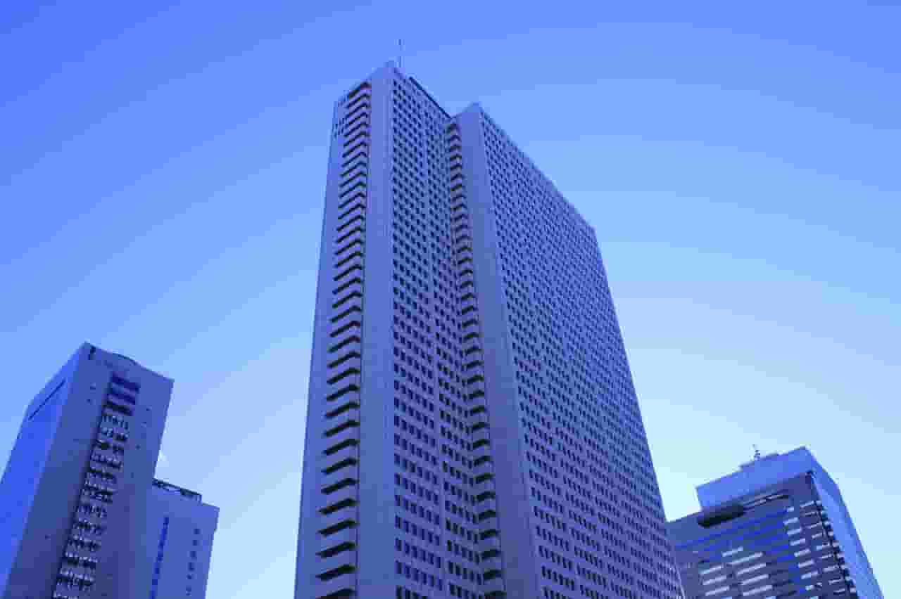 ラトゥール新宿ガーデンの特徴は?マンション情報と周辺エリアを紹介